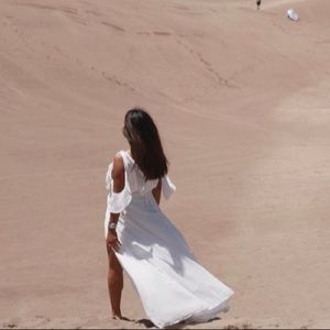 Boohoo white light dress